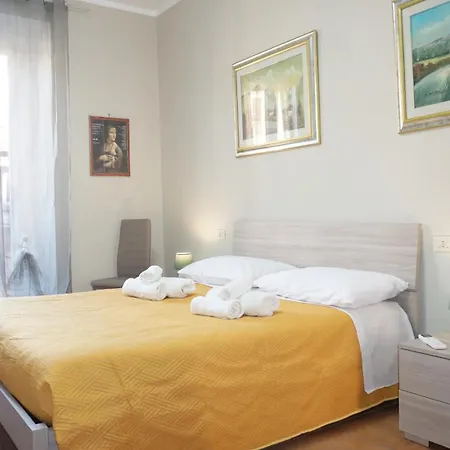 Testaccio - With Balcony דירה